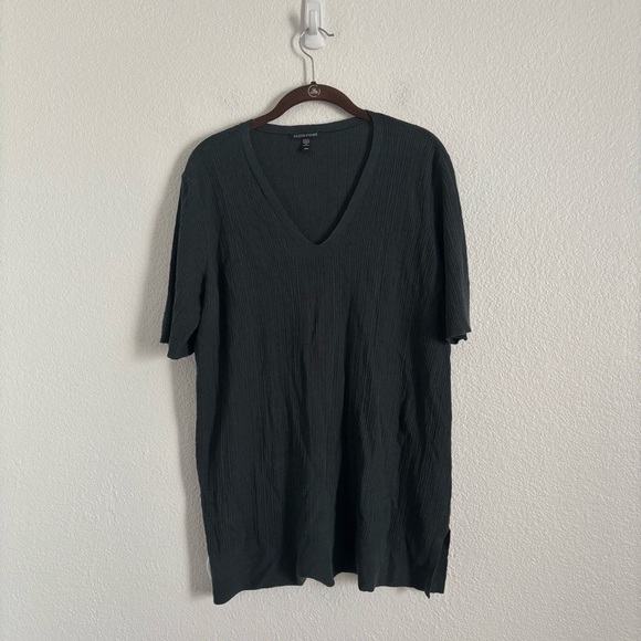 Eileen Fisher Tops - Eileen Fisher Women's Size Medium Green Linen Blend V-Neck Tunic Top